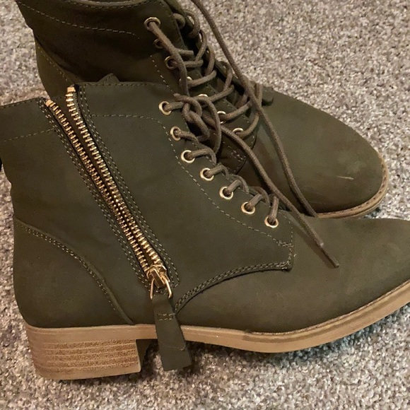 Boots - Picture 1 of 1